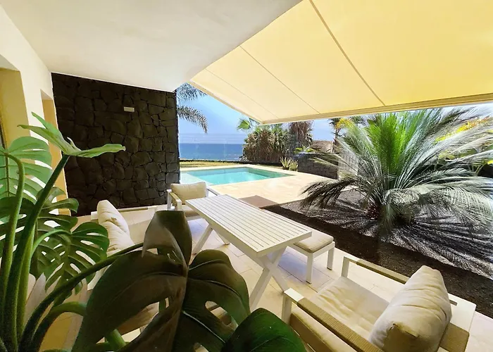Luxury Oceanview Villa De Nava With Heated Private Pool